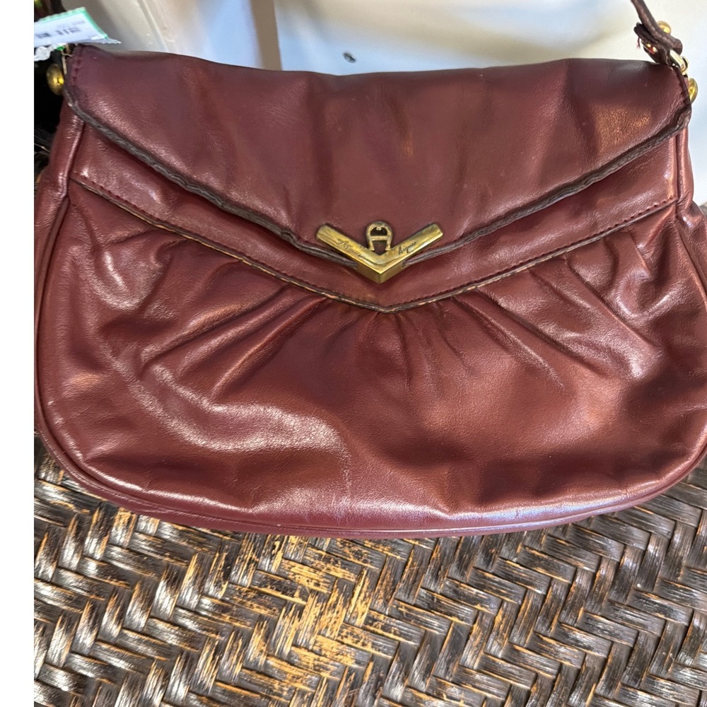 Vintage Etienne Aigner Burgundy Leather Clutch Handbag with Gold-Tone Logo Clasp